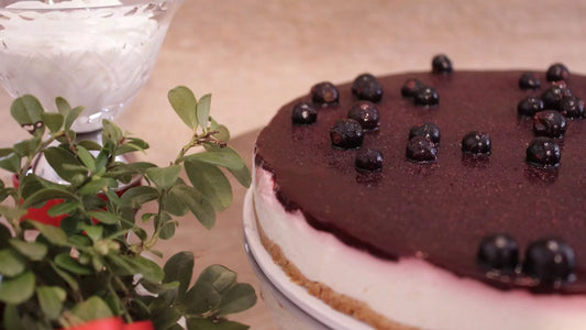 Blackcurrant cheesecake - Natural Nordic