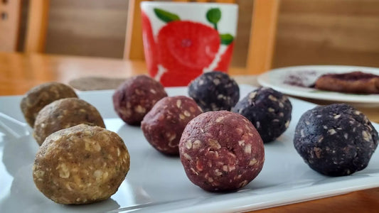 Natural Nordic Protein-rich berry powder balls