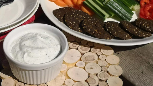 Natural Nordic Nettle-mint yogurt sauce